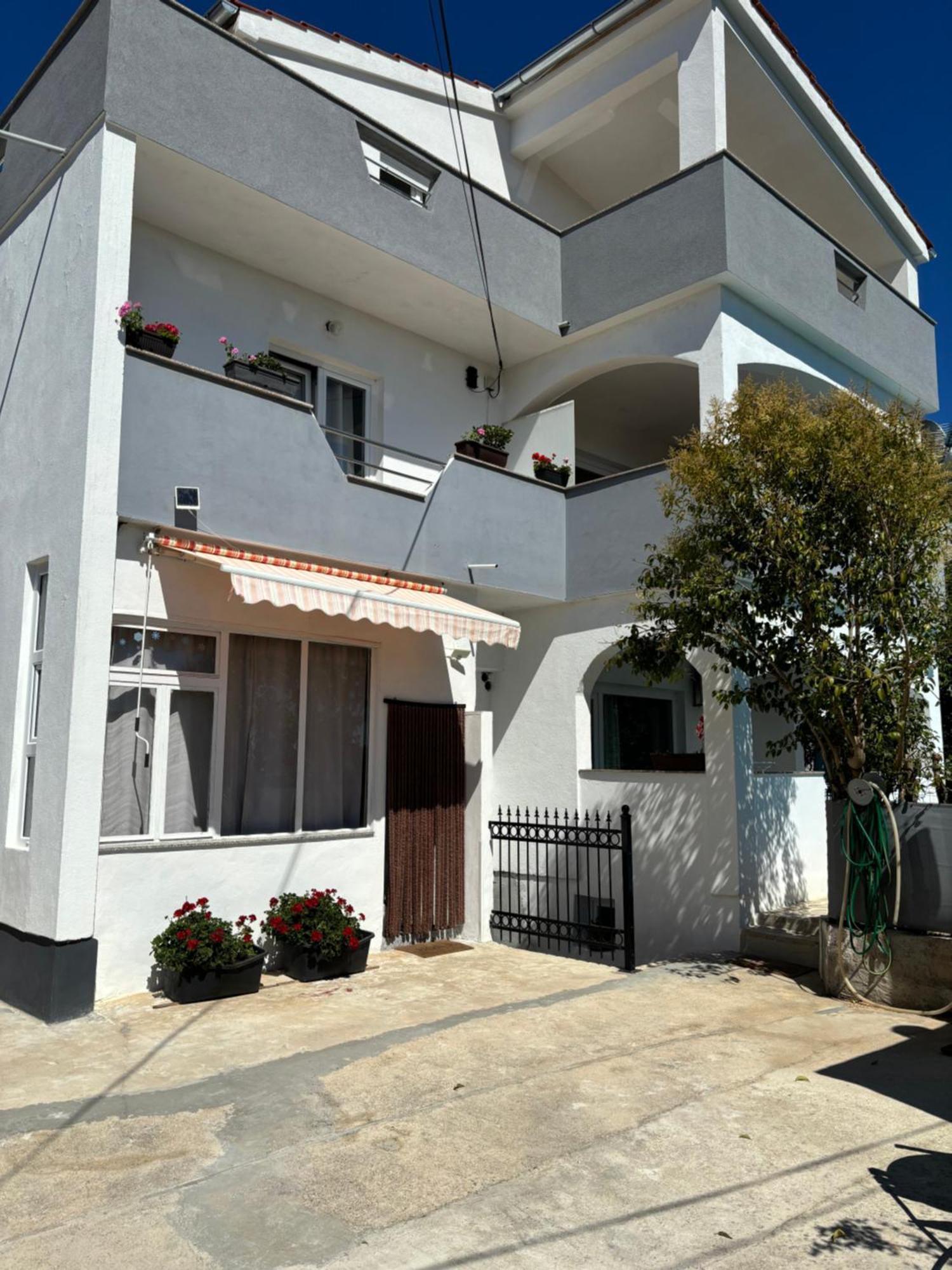 Apartments N&M Сукошан Экстерьер фото