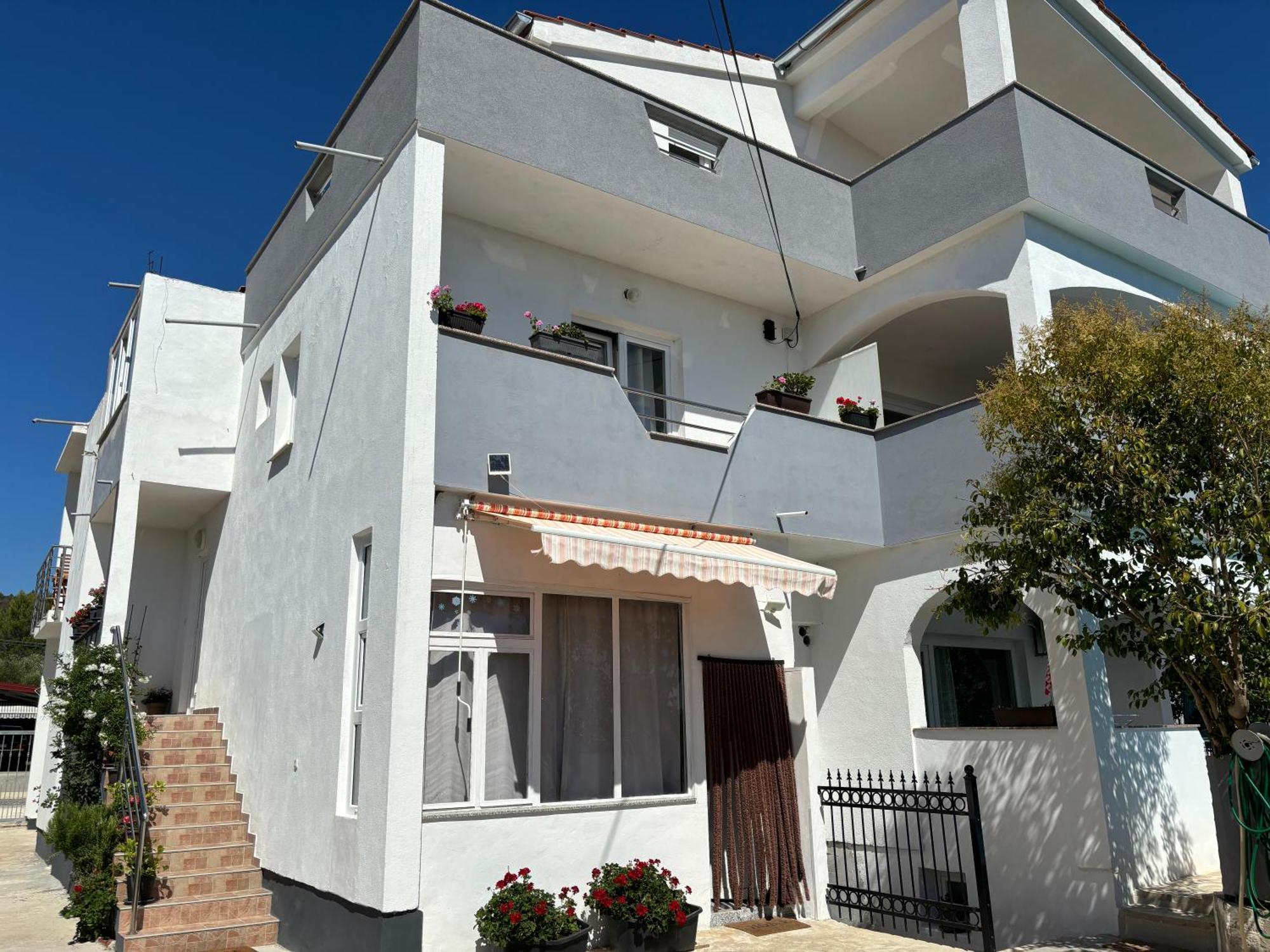 Apartments N&M Сукошан Экстерьер фото