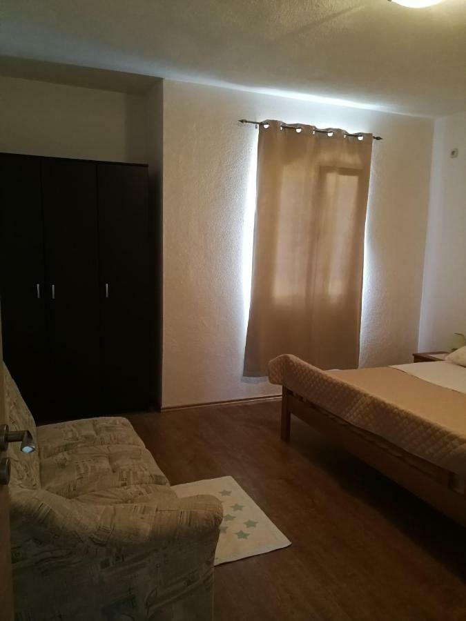 Apartments N&M Сукошан Экстерьер фото